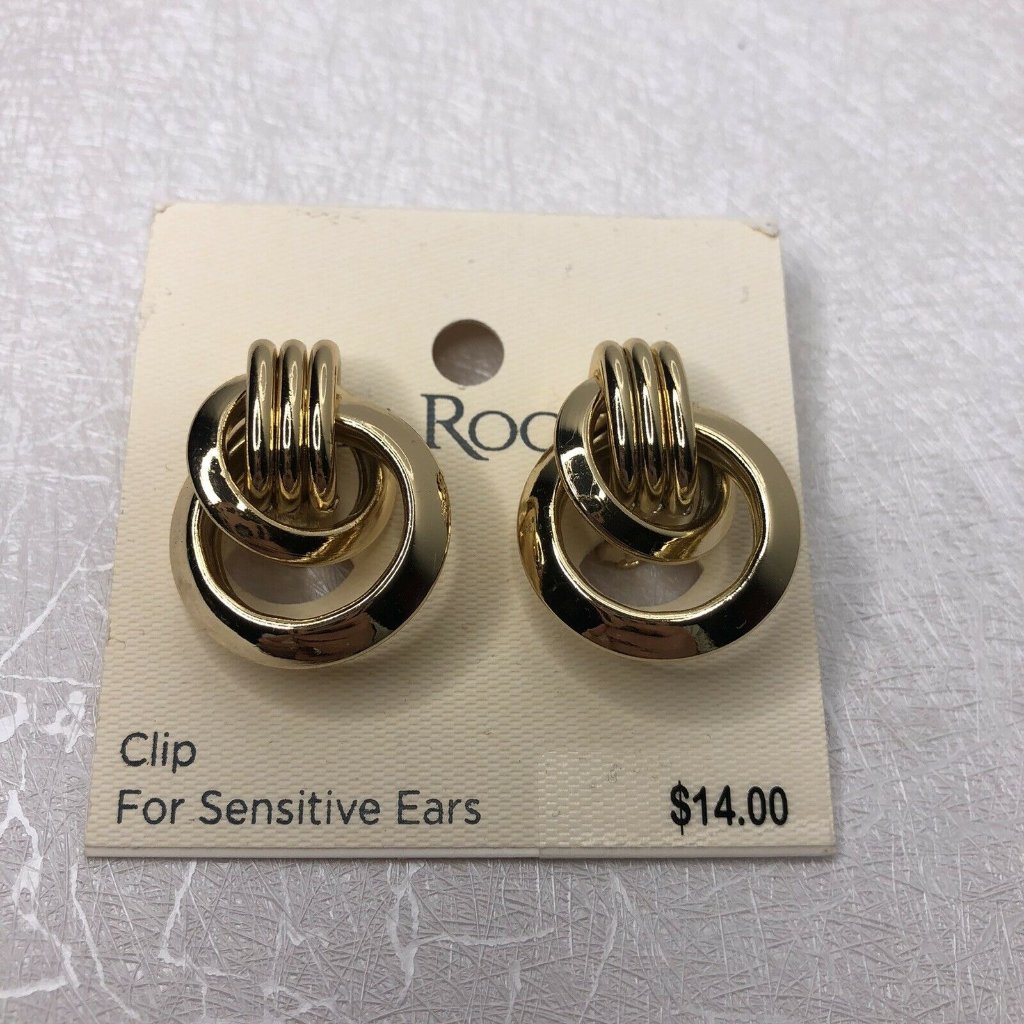 Kim Rogers Gold Tone Clip Earrings Circle 9$